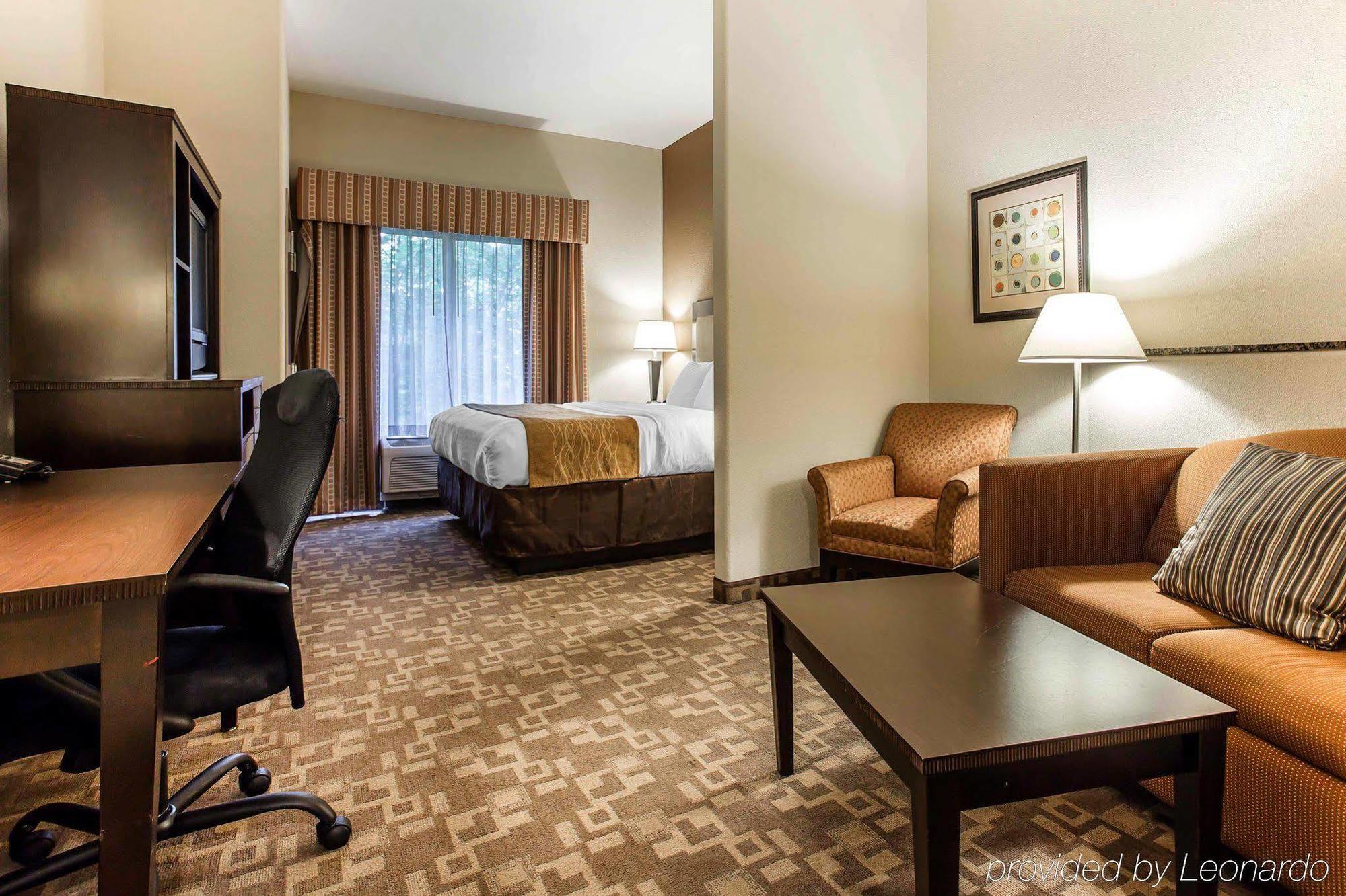 Comfort Suites At Kennesaw State University Exterior foto